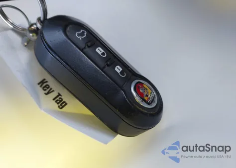 2014 Fiat 500C Abarth из США, поврежденный, VIN 3C3CFFJHXET190424